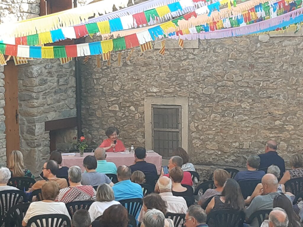 Xerrada "Els meus llibres pallaresos" per l'escriptora Maria Barbal